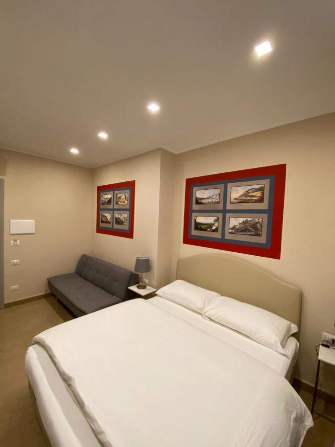 Mdc Luxury * Naples