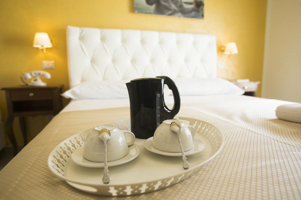 Neapolitantrips Hotel Naples