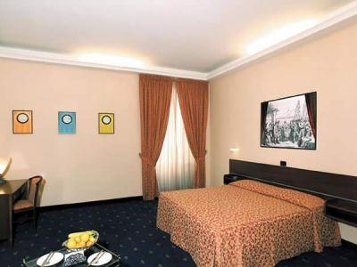 Hotel Luna Rossa Naples