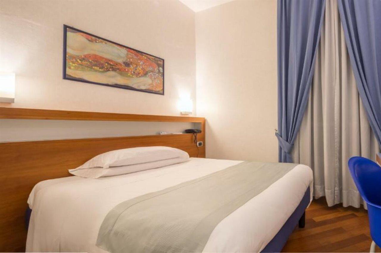 Western Plaza Hotel Naples