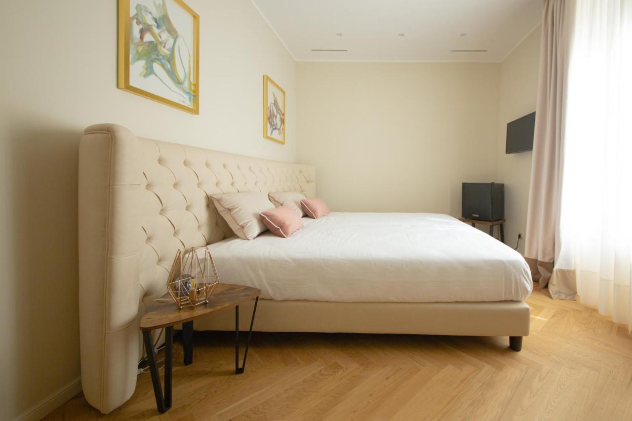 Casa Vittoria - Santa Lucia Bed & Breakfast 2*