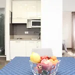 Mondo Suites Apartments
