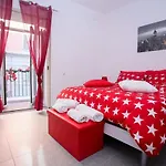Don Carlo Room