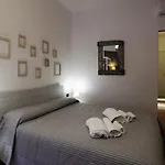 Napoli Vesuvio Apartments By Dimorra