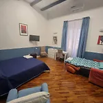 Panto\' Apartment 2 Steps To Toledo Street