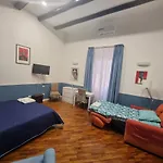 Panto\' Apartment 2 Steps To Toledo Street