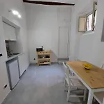 Mar Home