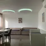 Mondo Suites Apartments