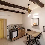 Legno Suite By Houseinnaples