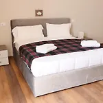 Chocolate\'S Home