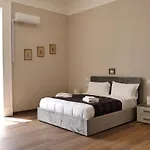 Chocolate\'S Home