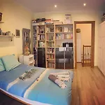 Jenniʻs Indipendent Tiny House