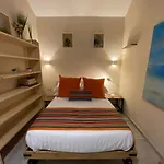 Barrio Flat