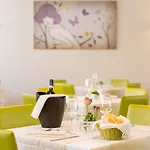 Hotel Cristina