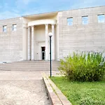 Palazzo Esedra