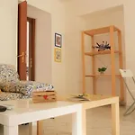 House With Garden And Parking Space In Mergellina