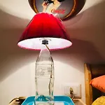 Vat\' Coke House