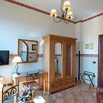 Pinto-Storey Hotel