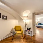 Pignatelli Apartment