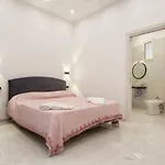 Alessandra\'S House