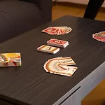 90\'S House