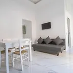 Lavinaio\'S House