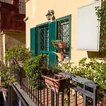 Colored House Until 7 People Above Sqplebiscito