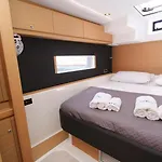 Boatel Naples Angioino
