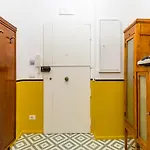 Piazza Municipio Apartments By Wonderful Italy