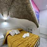 Casa Nunu