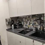 Plaza Mini House