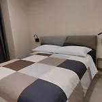 Plaza Mini House