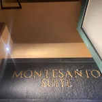 Montesantogroup Suite House Nel Centro Di Napoli