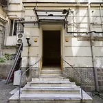 Via Cairoli 60