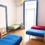 6 Small Rooms