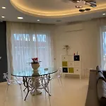 Oliver Luxury Home