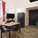 Madaleni Home Plebiscito