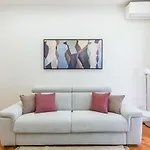 Stanzione Classy Flat At Vomero Central By Napoliapartments