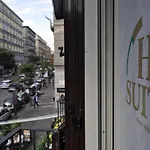 Hsuite