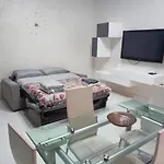 Layla Chic Home