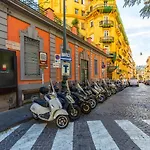 Piazza Amedeo Stylish Apartment By Wonderful Italy