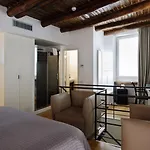 Santa Chiara Boutique Hotel