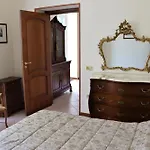 Domus Marisa A Posillipo