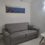 Live Naples