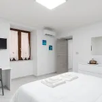 Modern Flat In The Heart Of Naples Near Man
