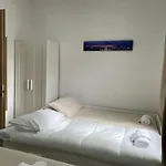 Casa Pelusa: Apartment Near Maradona Murales