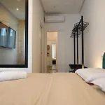 Qhouse