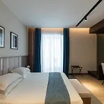 Agra Suites