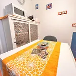 Giallo Napoli