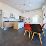 Napoli Squares Suites